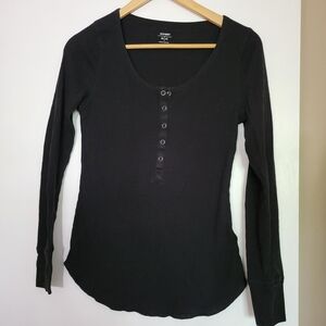 Old navy waffle shirt